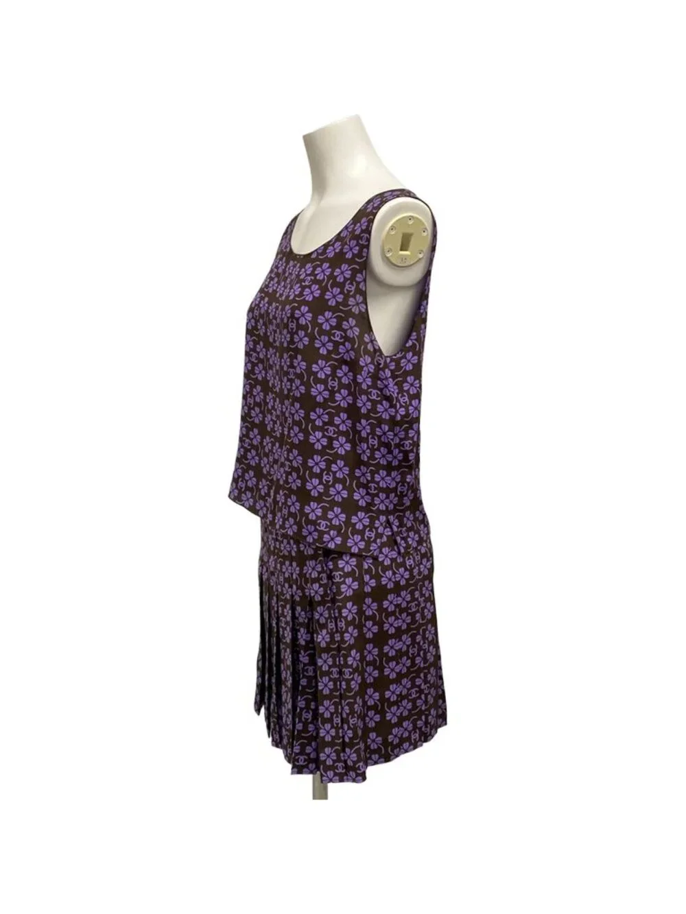 Chanel Skirt Suit Dark Brown Purple Clover CC Logo Pleats Set Wool